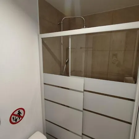 Pure Urban Acropolis Metro Petralona Διαμέρισμα *